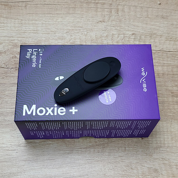 We-Vibe Moxie + Box